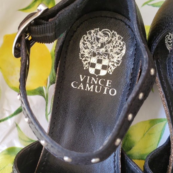 Vince Camuto black sandals - Picture 2 of 8